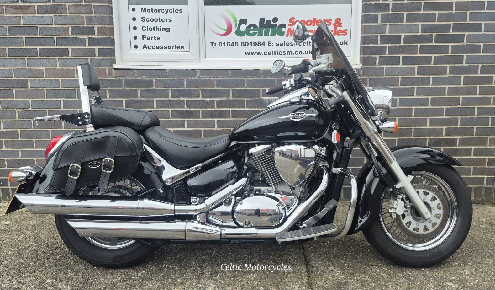 Suzuki C800 Intruder