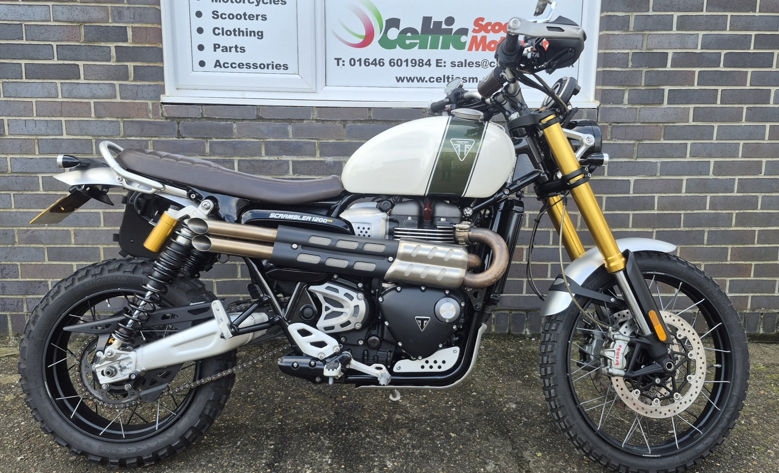 Triumph Scrambler 1200XE