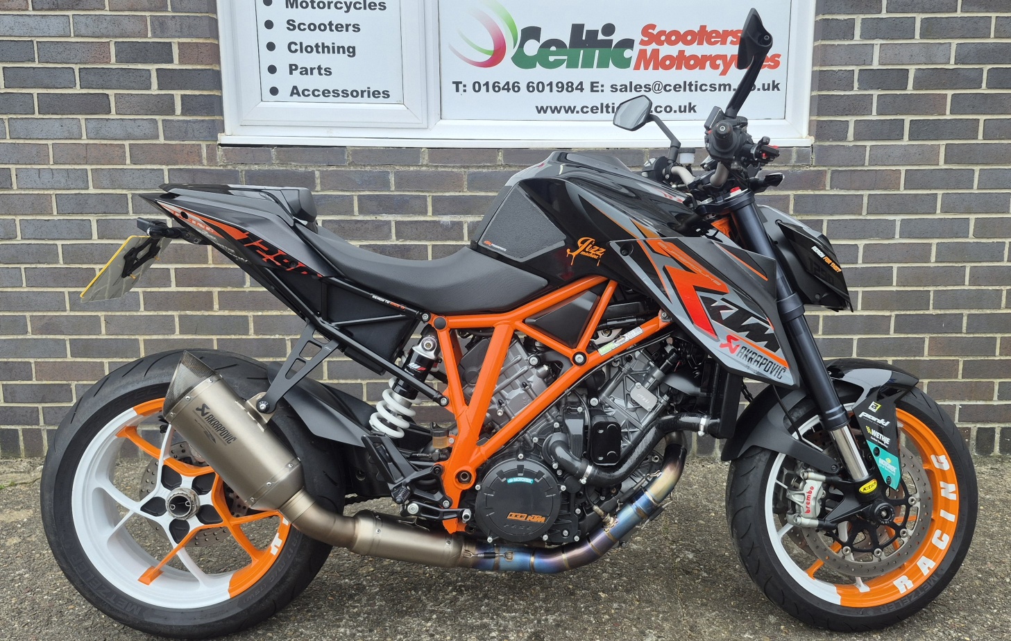 KTM 1290 Superduke R