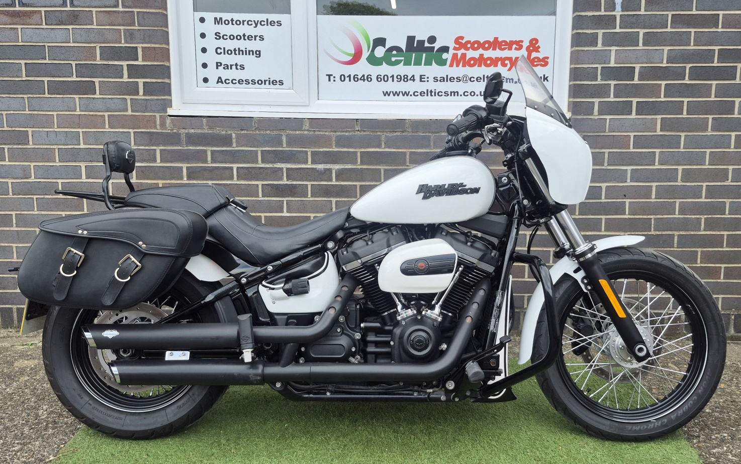 Harley Davidson Street Bob 1745